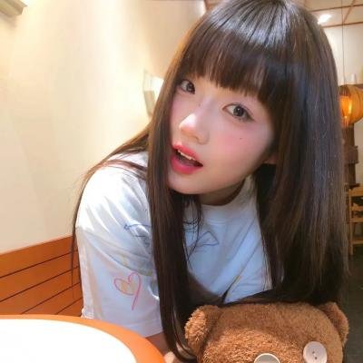 站起来的女孩